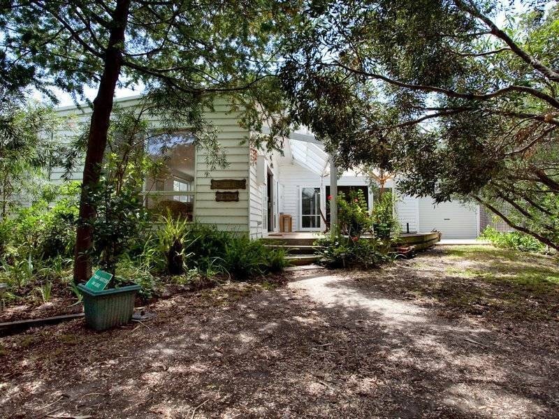 3 Hawkesmeade Street, Balnarring Beach VIC 3926