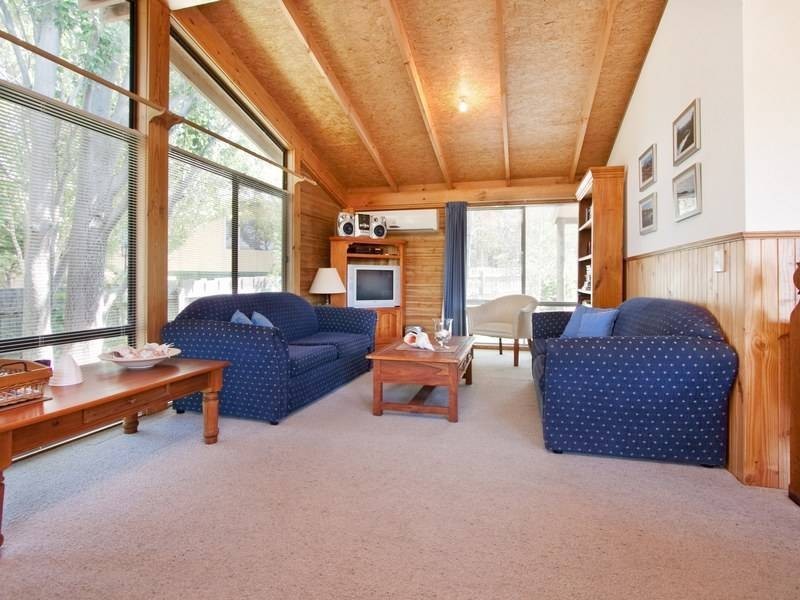 57 South Cres, Somers VIC 3927