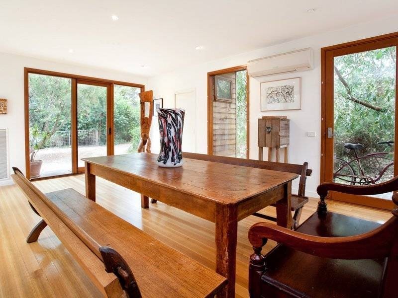 90 Palm Beach Grove, Somers VIC 3927