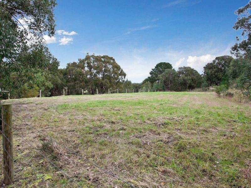 92 Stanleys Road, Red Hill VIC 3937