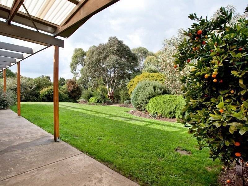 32 Hunts Road, Bittern VIC 3918