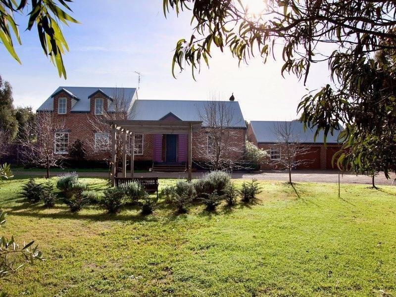 19 Murray Drive, Point Leo VIC 3916
