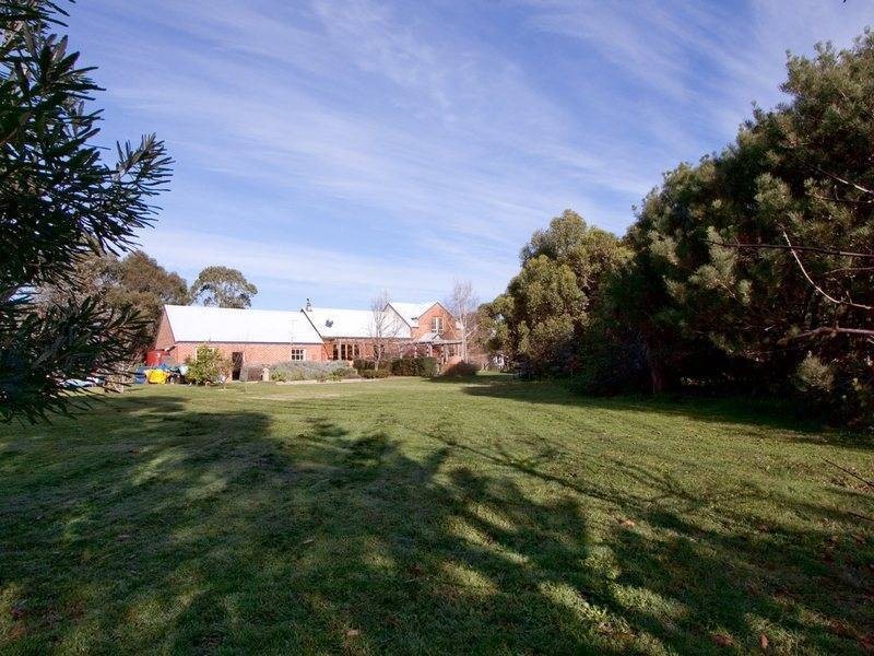19 Murray Drive, Point Leo VIC 3916