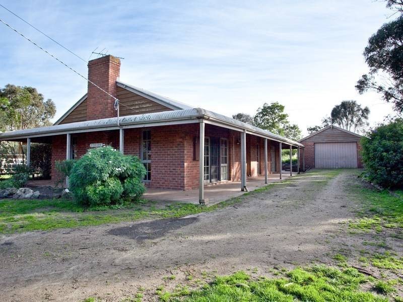 16 Ferguson Drive, Balnarring Beach VIC 3926