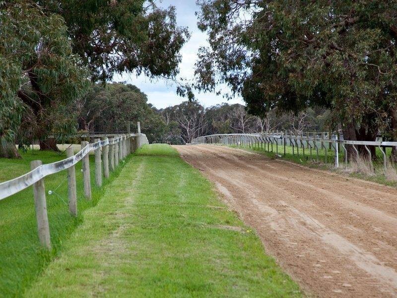 12 Foxeys Road, Merricks North VIC 3926