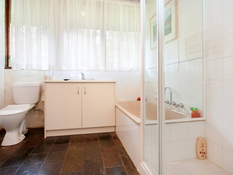 77 Red Hill Road, Red Hill VIC 3937