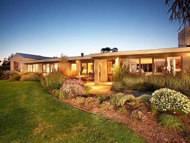 28 Viewbank Street, Shoreham VIC 3916