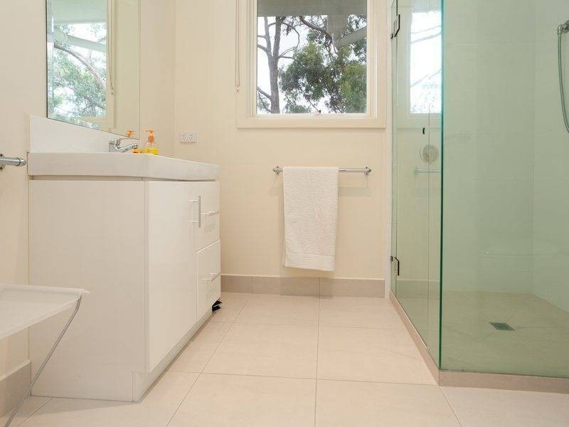 30 Island View Crescent, Bittern VIC 3918
