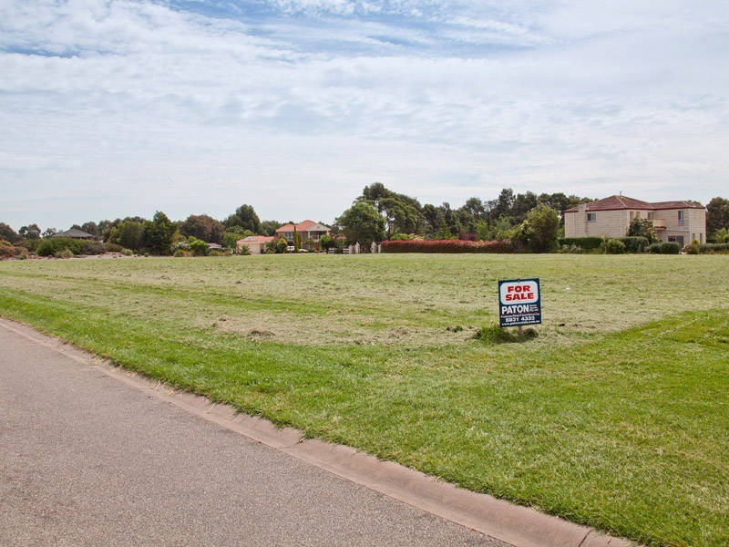 10 Cedar Rose Terrace, Bittern VIC 3918