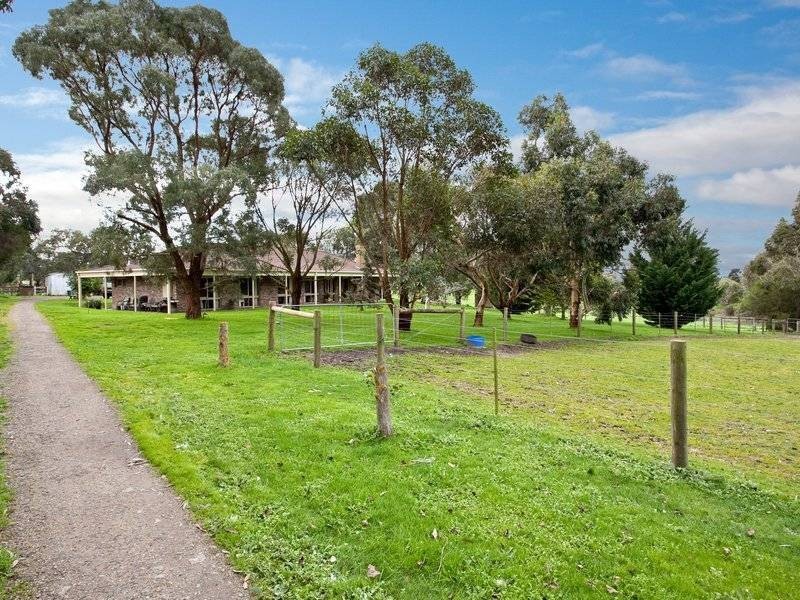 62 Graydens Road, Tyabb VIC 3913
