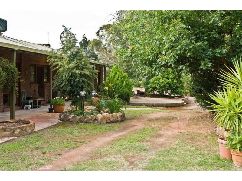 148 Mount Bruno (Jones Rd) Road, Mount Bruno VIC 3675