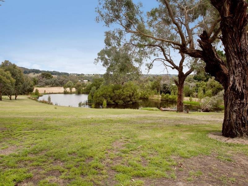 665 Dunns Creek Road, Dromana VIC 3936