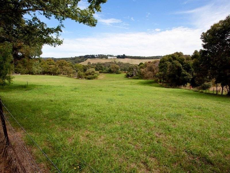 72 Shoreham Road, Red Hill VIC 3937