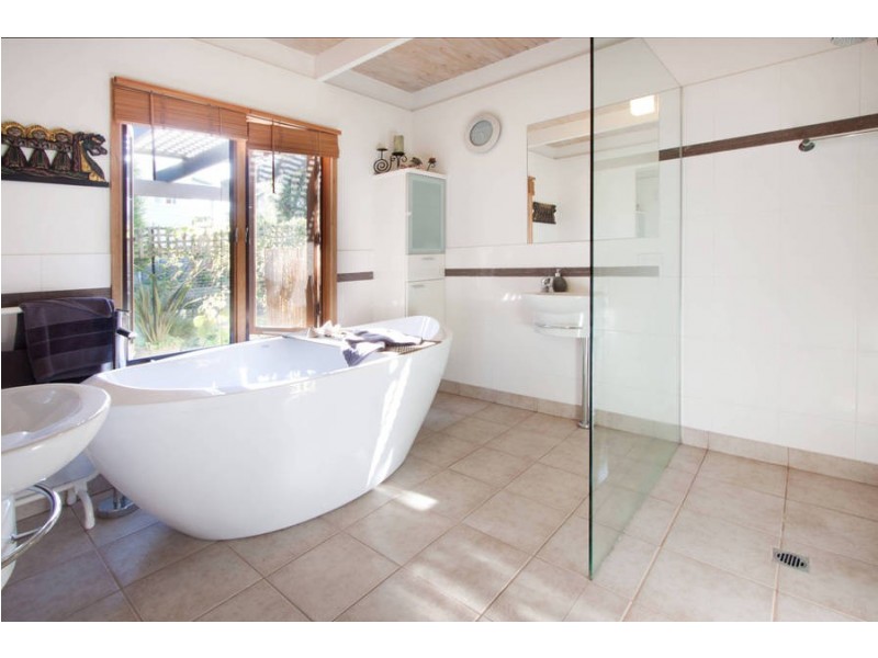 19 Oxley Court, Somers VIC 3927