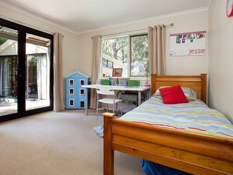 12 Station Road, Red Hill VIC 3937