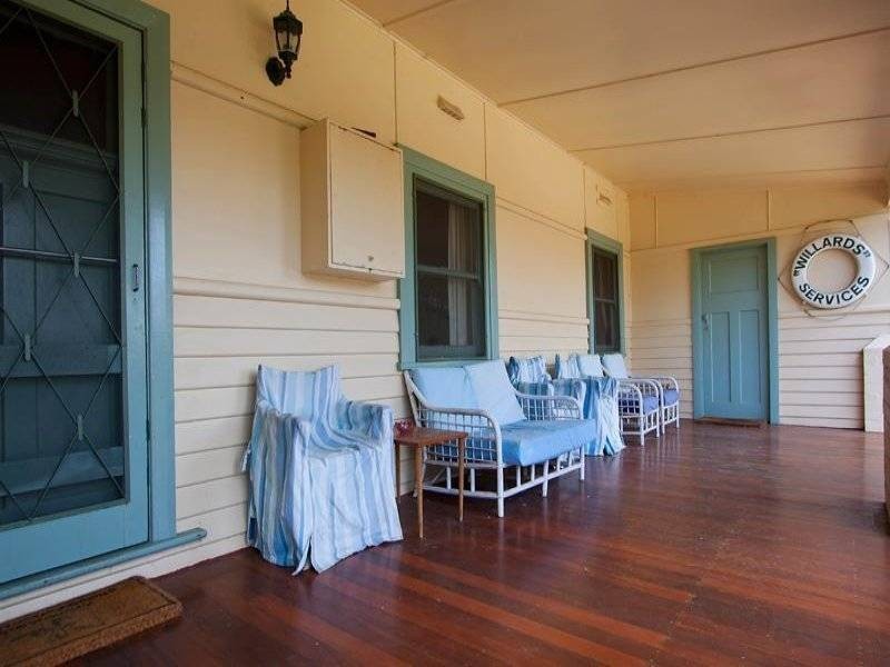 64 Western Parade, Point Leo VIC 3916