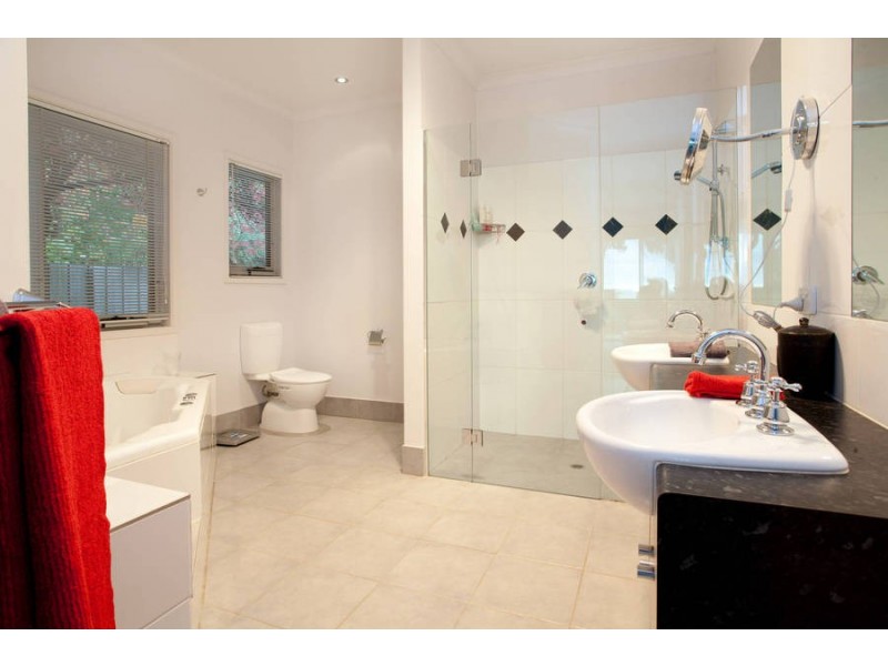 420 Arthurs Seat Rd, Red Hill VIC 3937