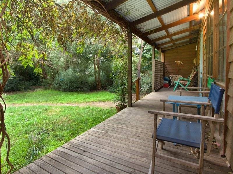 10 Steen Avenue, Shoreham VIC 3916