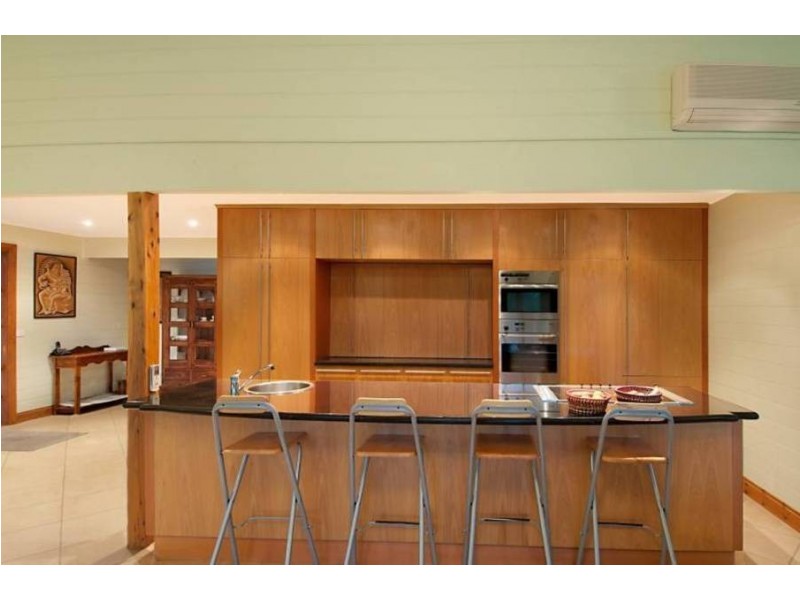 84 South Beach Rd, Somers VIC 3927