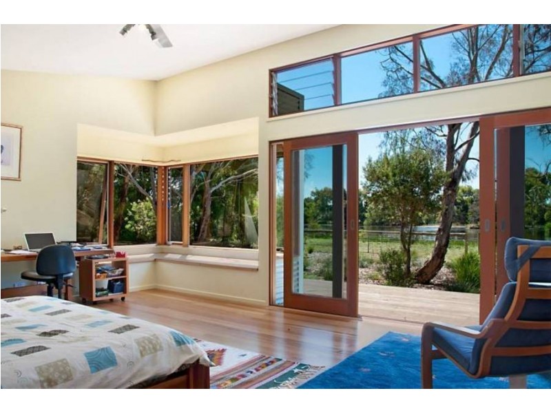 84 South Beach Rd, Somers VIC 3927