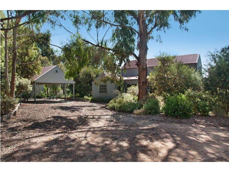 84 South Beach Rd, Somers VIC 3927