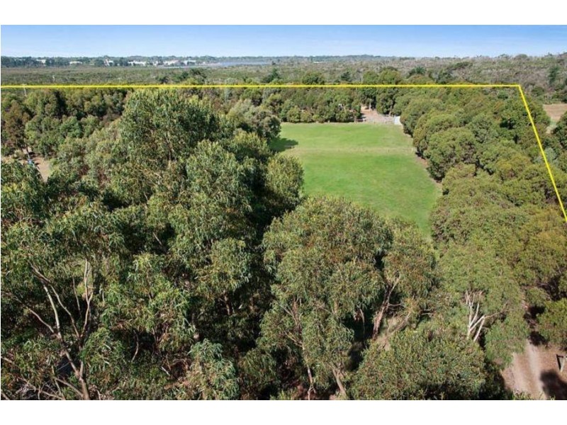 84 South Beach Rd, Somers VIC 3927