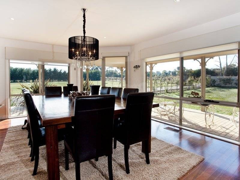 12 Hendersons Road, Bittern VIC 3918