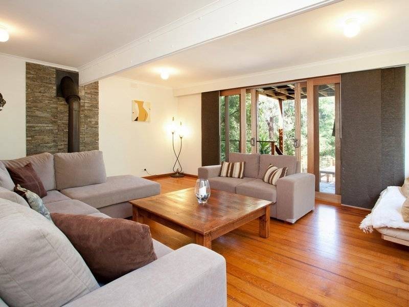 24 Pine Grove, Shoreham VIC 3916