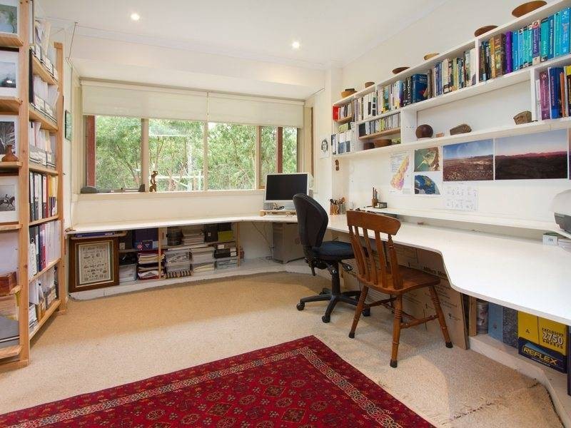 11 Eyre Road, Somers VIC 3927