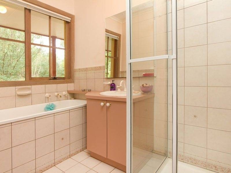 11 Eyre Road, Somers VIC 3927