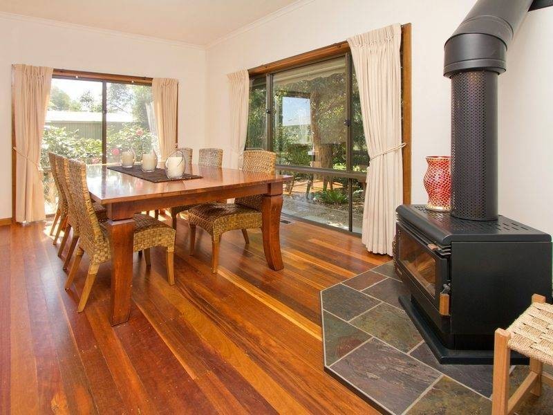 4 Hendon Avenue, Somers VIC 3927