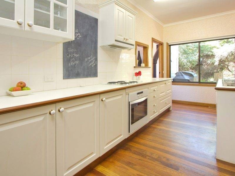 4 Hendon Avenue, Somers VIC 3927