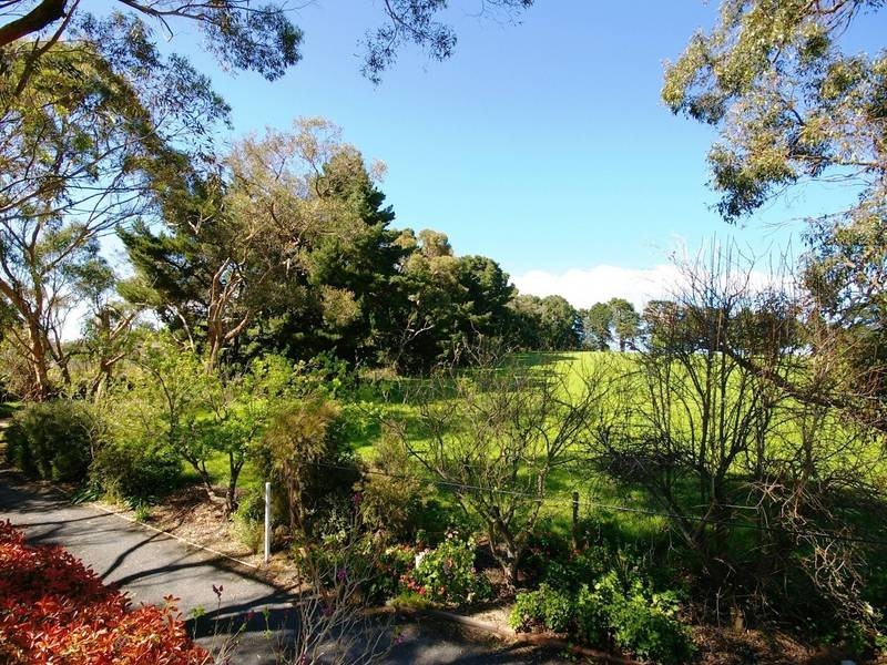28 Quiet Country Road, Balnarring VIC 3926