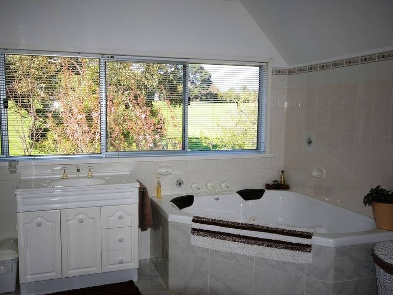 28 Quiet Country Road, Balnarring VIC 3926