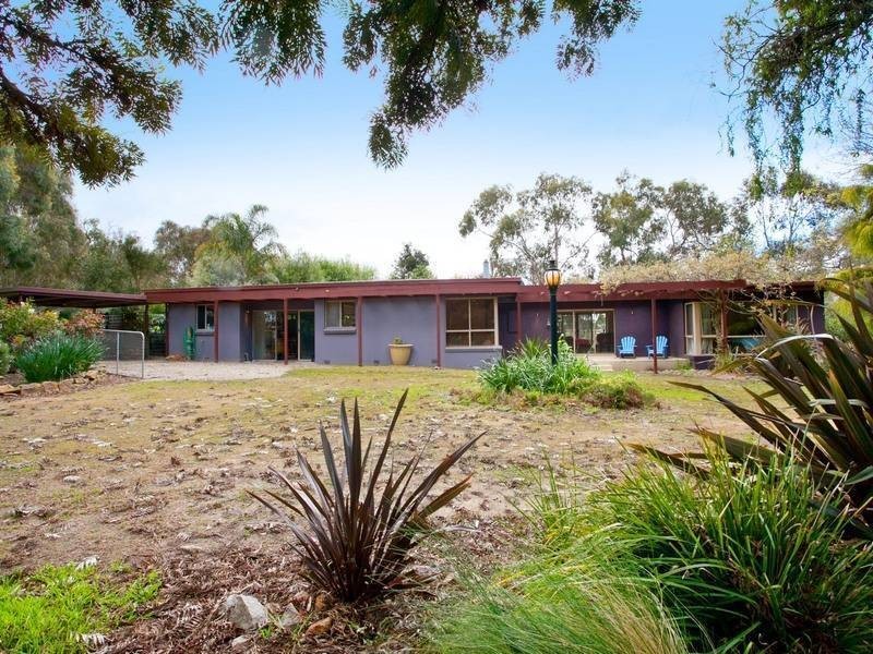 600 Stumpy Gully Road, Tuerong VIC 3915