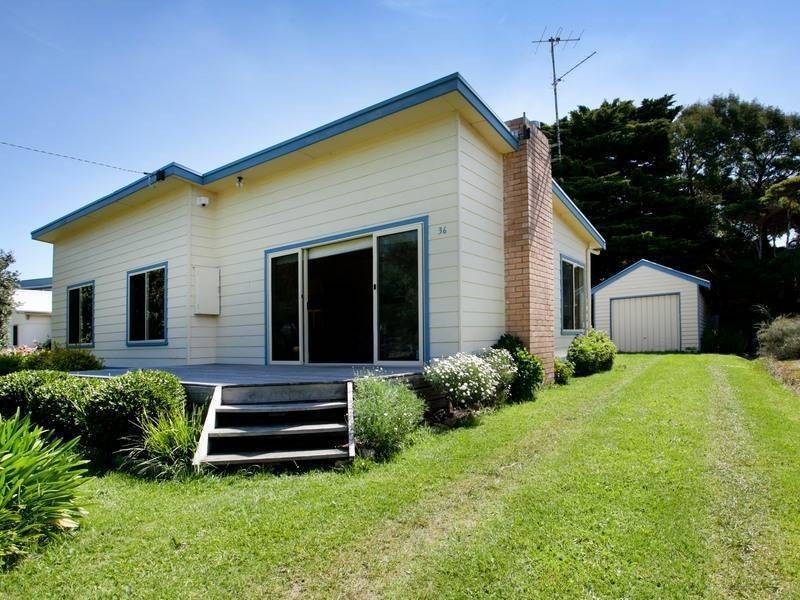 36 Western Parade, Point Leo VIC 3916