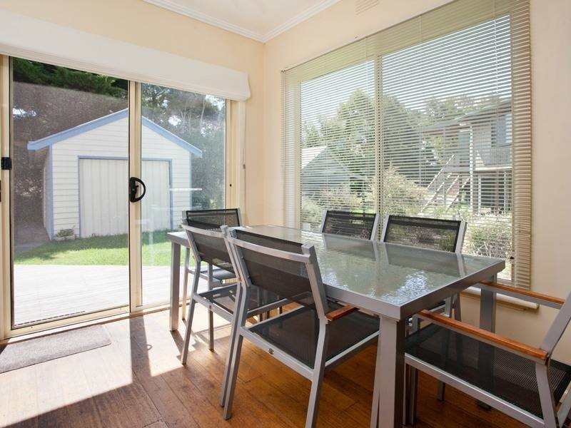 36 Western Parade, Point Leo VIC 3916