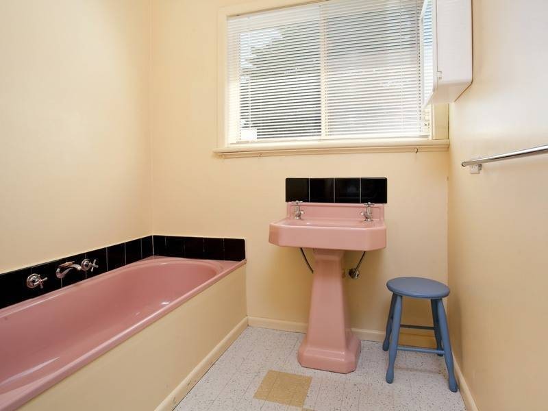 36 Western Parade, Point Leo VIC 3916