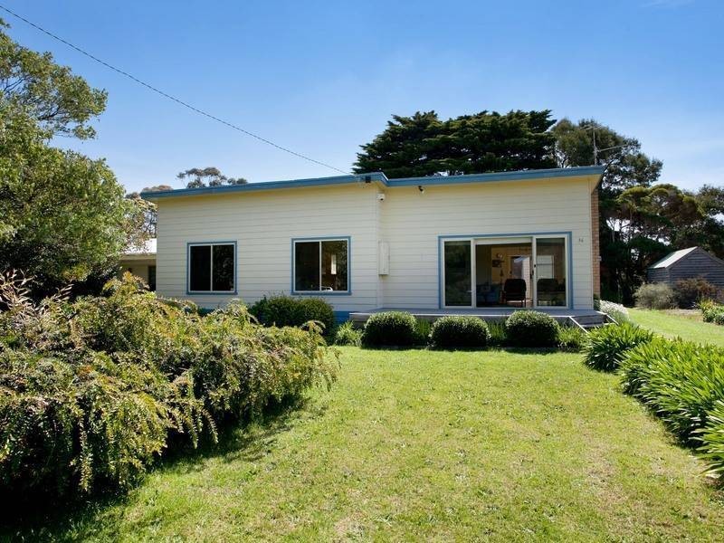 36 Western Parade, Point Leo VIC 3916