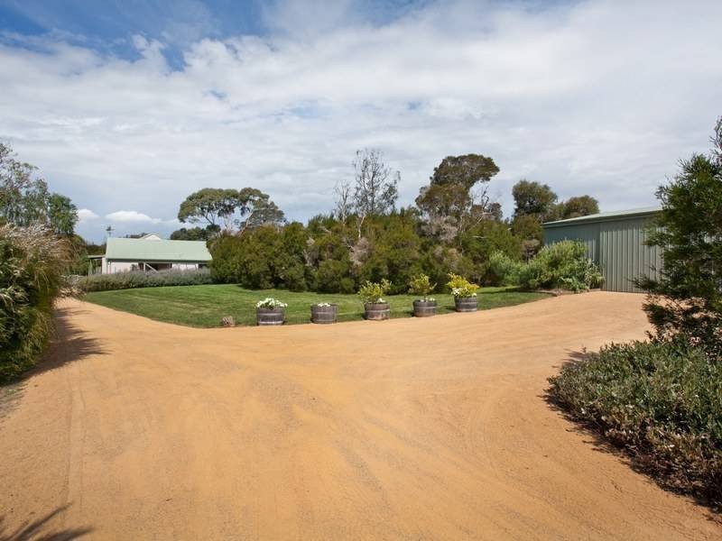 75 Harrisons Rd, Dromana VIC 3936