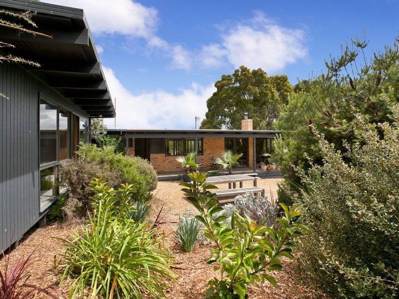 21 Kennedy Rd, Somers VIC 3927