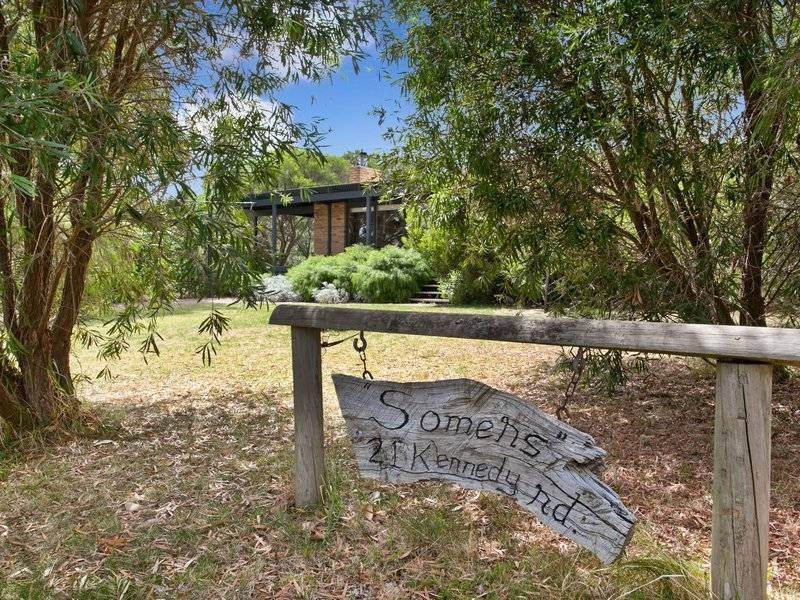 21 Kennedy Rd, Somers VIC 3927