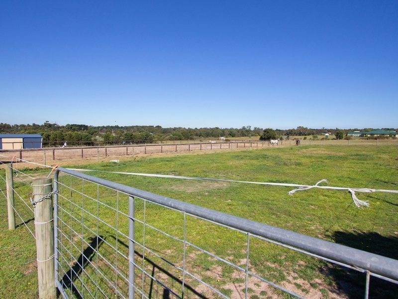 5 Sandstone Island Circle, Bittern VIC 3918