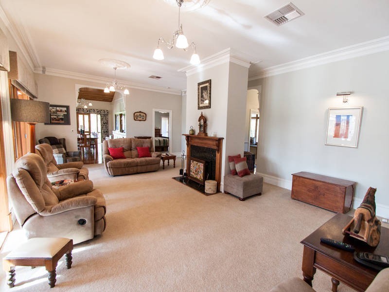 215 Moyhu-Meadow Creek Road, Moyhu VIC 3732