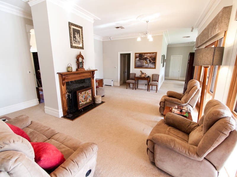 215 Moyhu-Meadow Creek Road, Moyhu VIC 3732