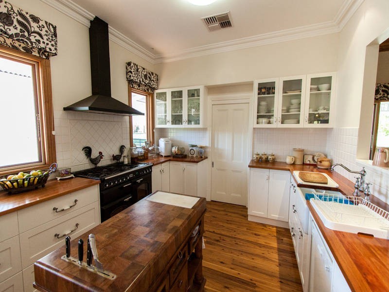 215 Moyhu-Meadow Creek Road, Moyhu VIC 3732