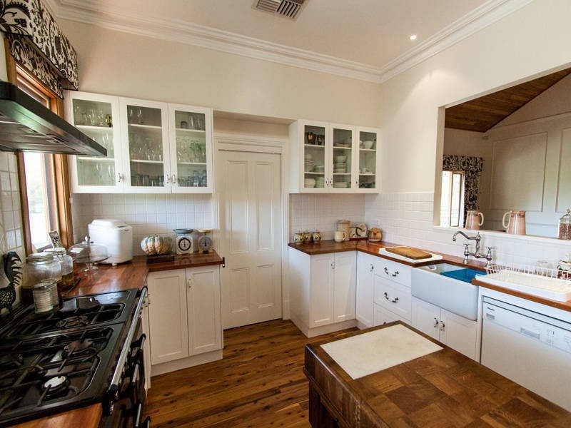 215 Moyhu-Meadow Creek Road, Moyhu VIC 3732