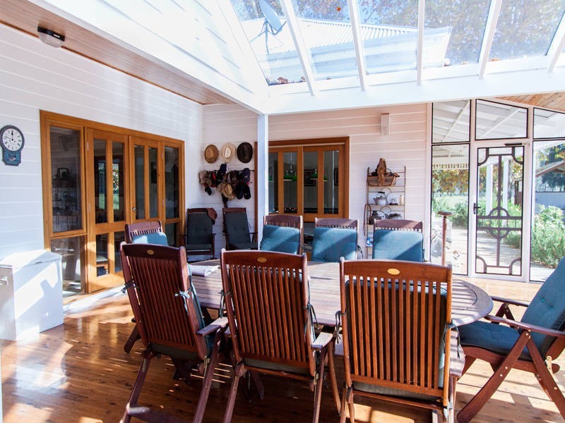 215 Moyhu-Meadow Creek Road, Moyhu VIC 3732
