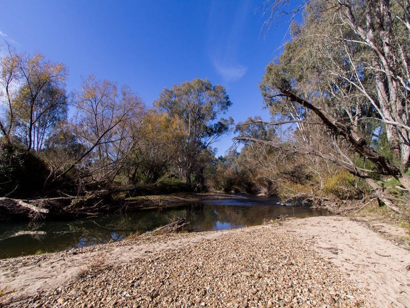 215 Moyhu-Meadow Creek Road, Moyhu VIC 3732
