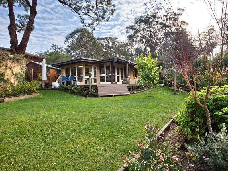 77 Red Hill Road, Red Hill VIC 3937